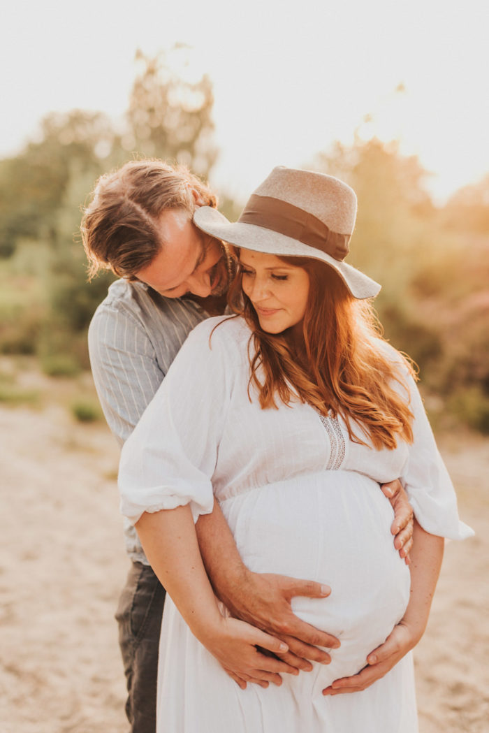 Babybauchshooting-koeln-bonn-duesseldorf-schwangerschaftsfotos-familienshooting-neugeborenenshooting-babybauch