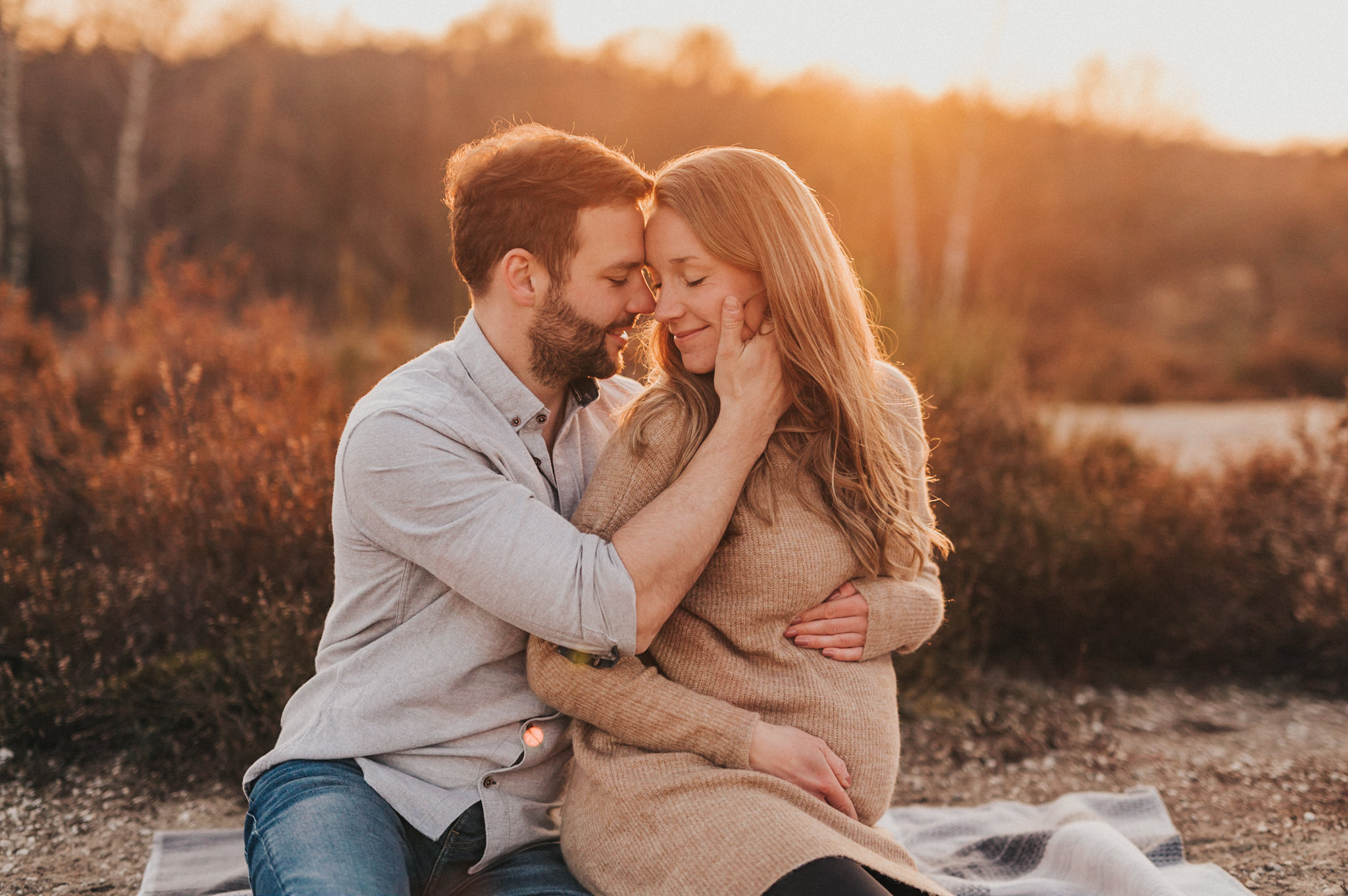 Babybauch-shooting-koeln-bonn-schwangerschaftsfotos-bilder-duesseldorf