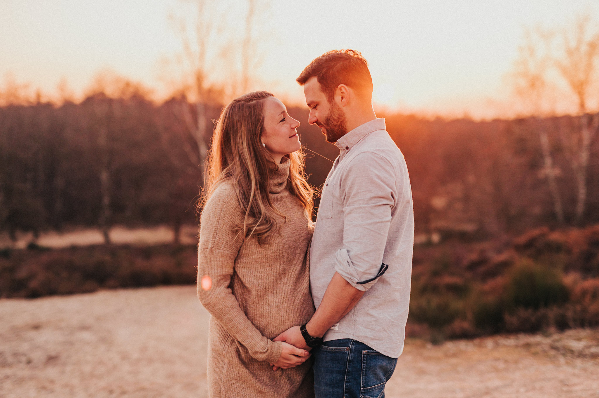 Babybauch-shooting-koeln-bonn-schwangerschaftsfotos-bilder-duesseldorf