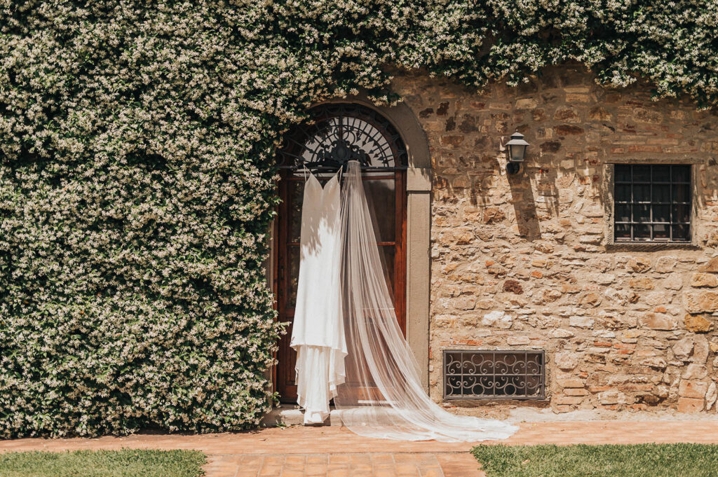 Tuscany-destination-wedding-italy-fonte-de-medici-photographer-toskana-hochzeit-auslandshochzeit-35