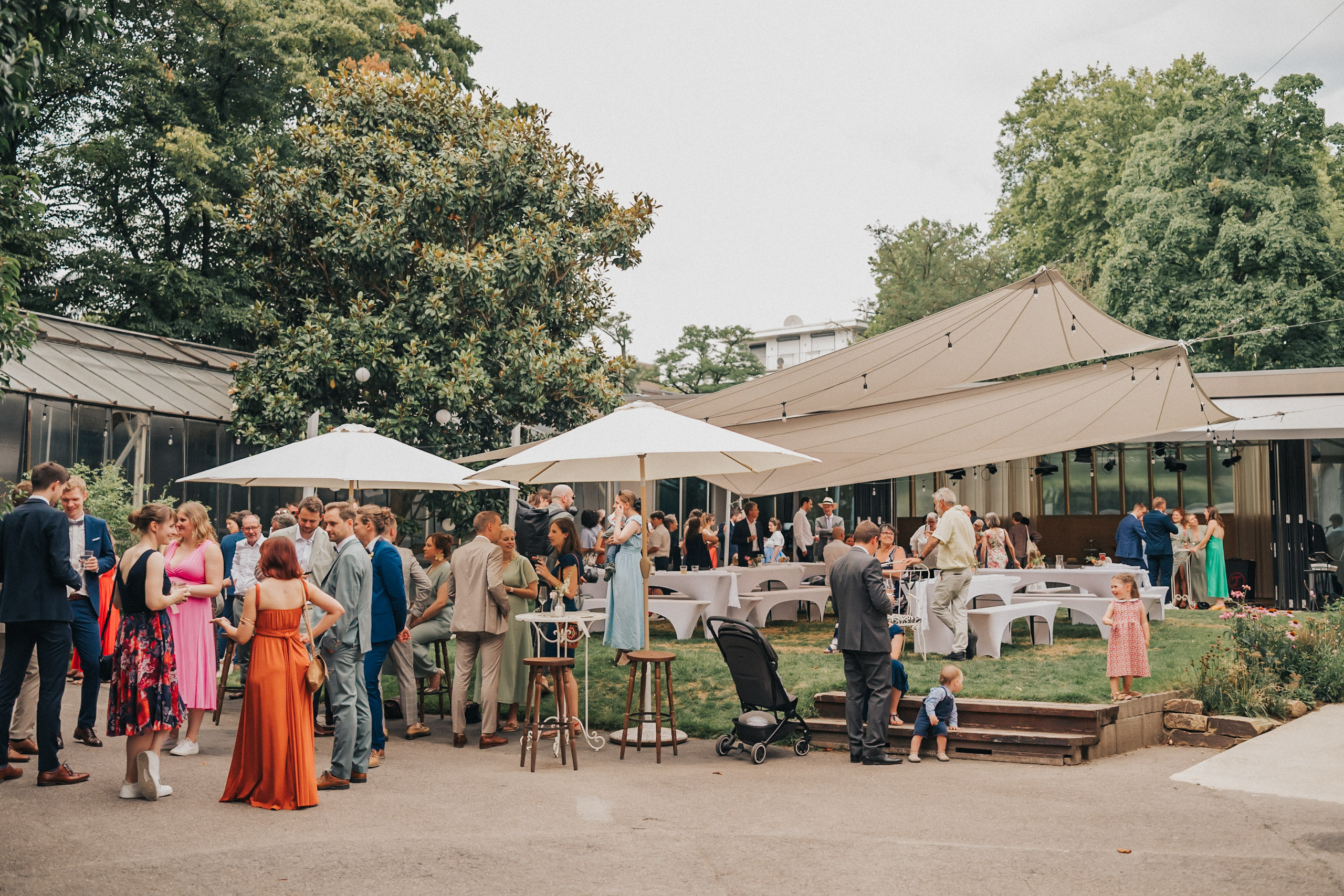 Hochzeitsfotograf-koeln-bonn-duesseldorf-nrw-hochzeit-fotografie-orangerie-theater