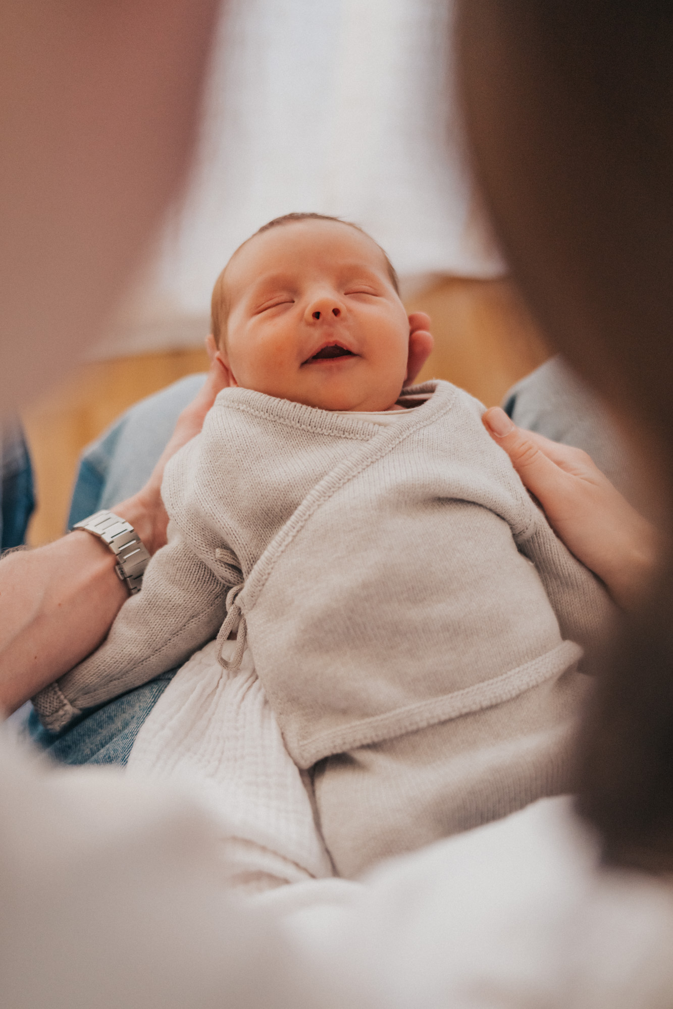 Neugeborenen-Shooting-Newborn-Fotoshooting-Bilder-Koeln-bonn-duesseldorf-nrw