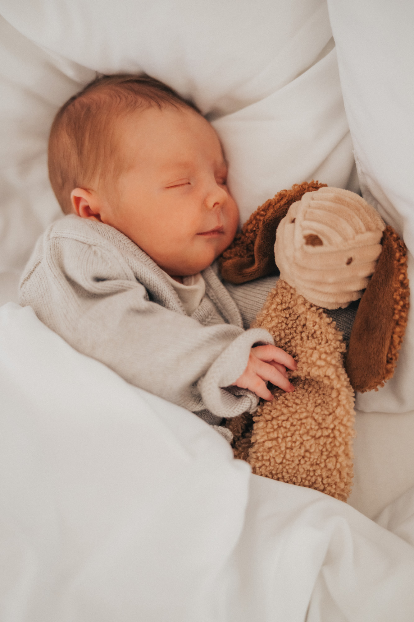 Neugeborenen-Shooting-Newborn-Fotoshooting-Bilder-Koeln-bonn-duesseldorf-nrw
