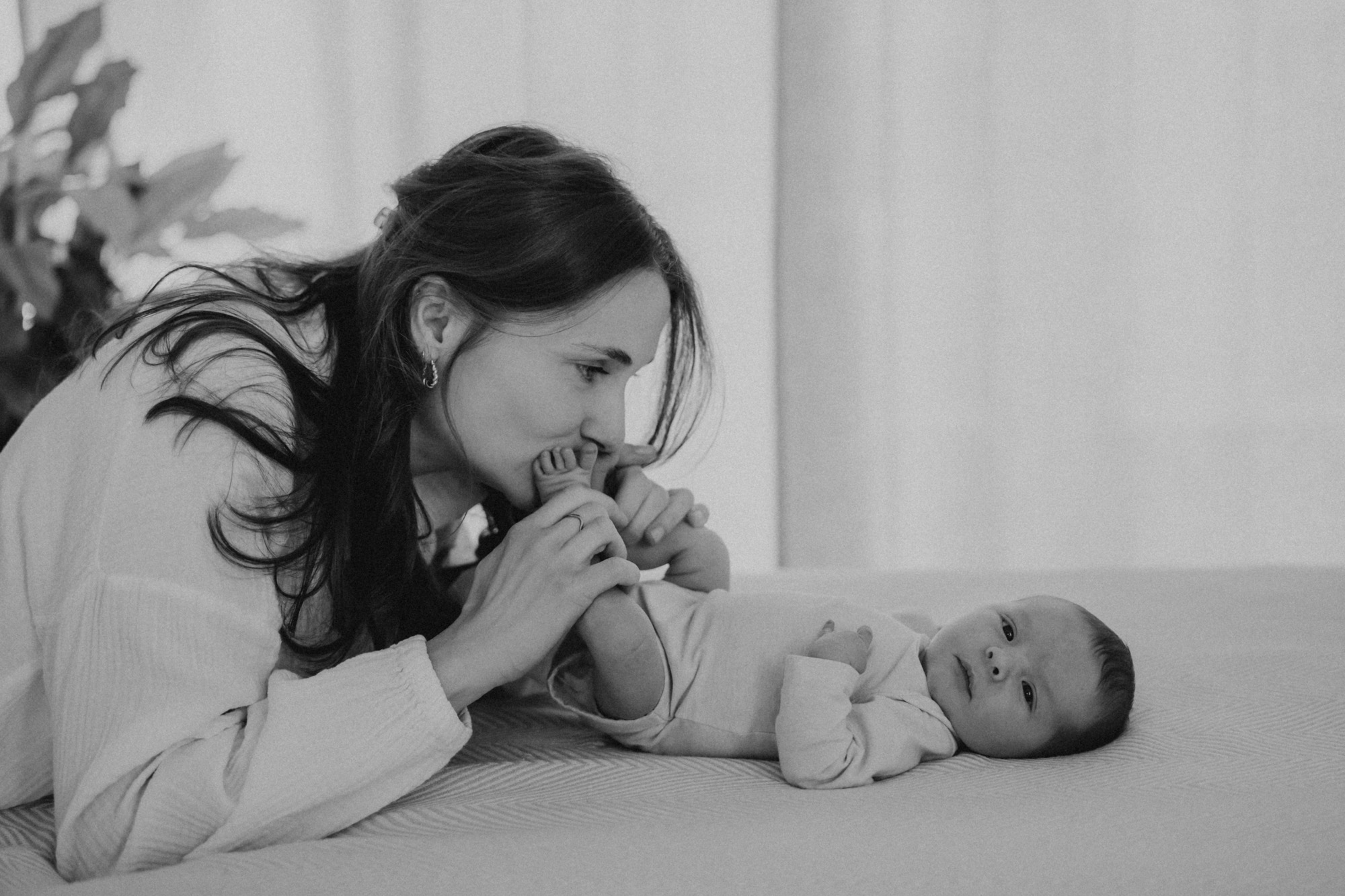 Neugeborenen-Shooting-Newborn-Fotoshooting-Bilder-Koeln-bonn-duesseldorf-nrw